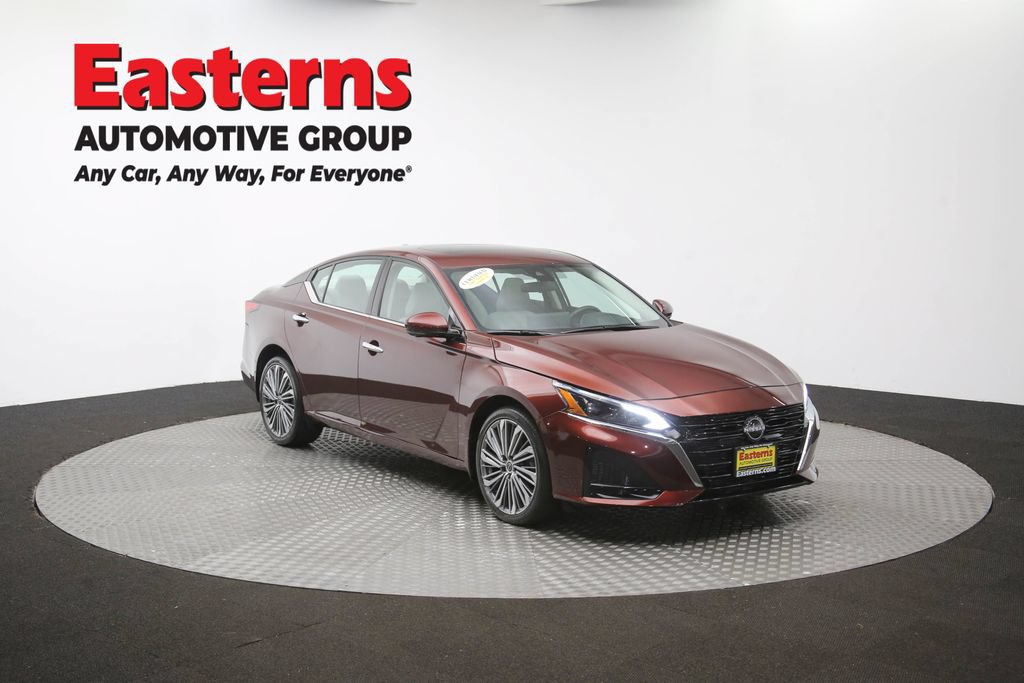 Used 2024 Nissan Altima 2.5 SL AWD/4WD image 53