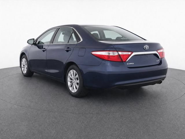 Used 2015 Toyota Camry LE FWD image 4