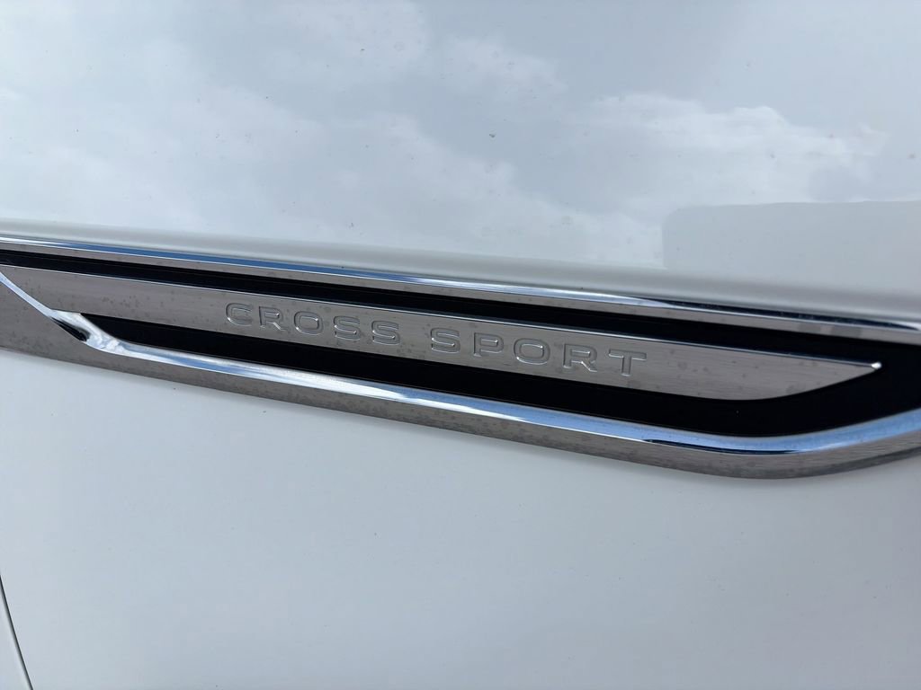 Used 2021 Volkswagen Atlas Cross Sport SE w/ Panoramic Sunroof Package FWD image 39