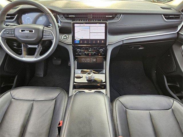 Used 2023 Jeep Grand Cherokee Limited image 12