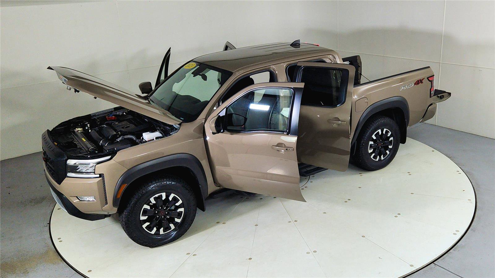 Used 2023 Nissan Frontier PRO-4X w/ Pro Convenience Package image 25