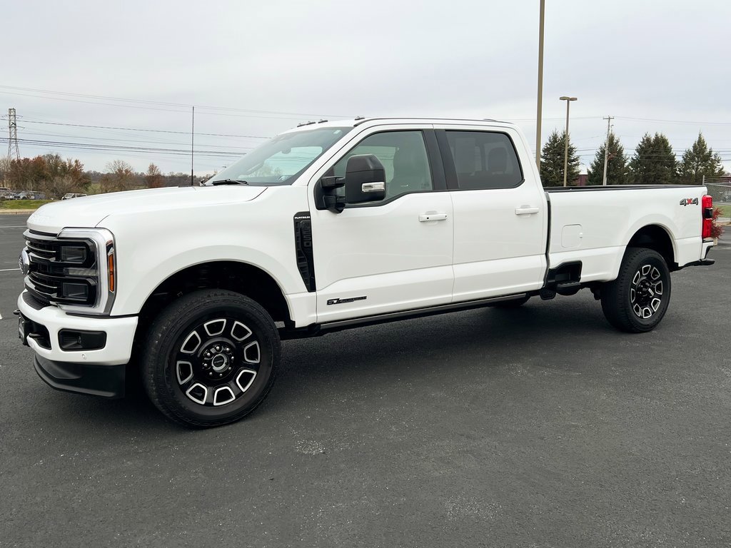 Used 2025 Ford F250 Platinum image 14