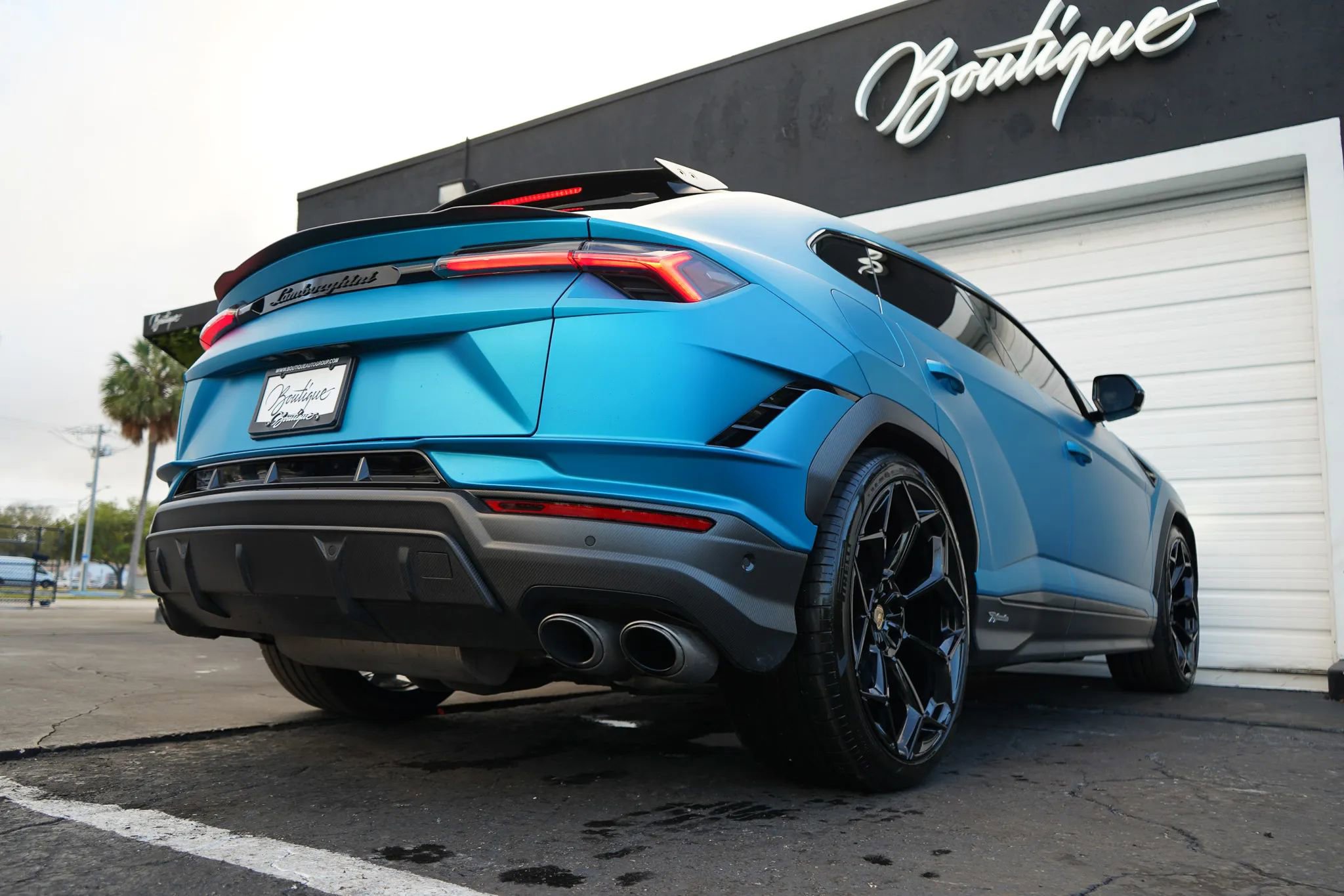 Used 2024 Lamborghini Urus Performante AWD/4WD image 35