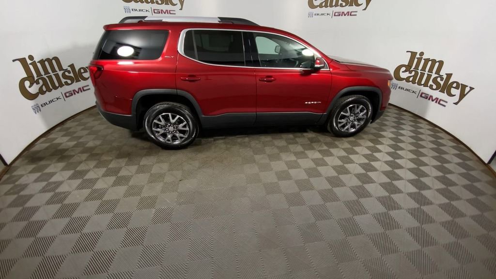 Certified 2023 GMC Acadia SLT w/ Trailering Package image 9
