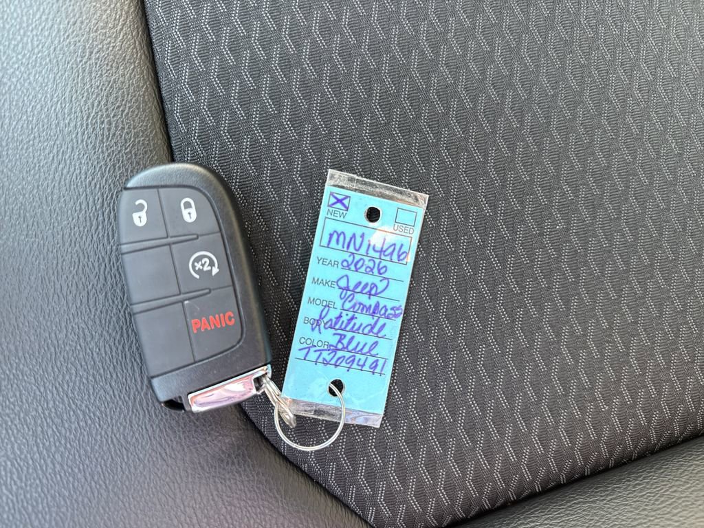 New 2026 Jeep Compass Latitude AWD/4WD image 30