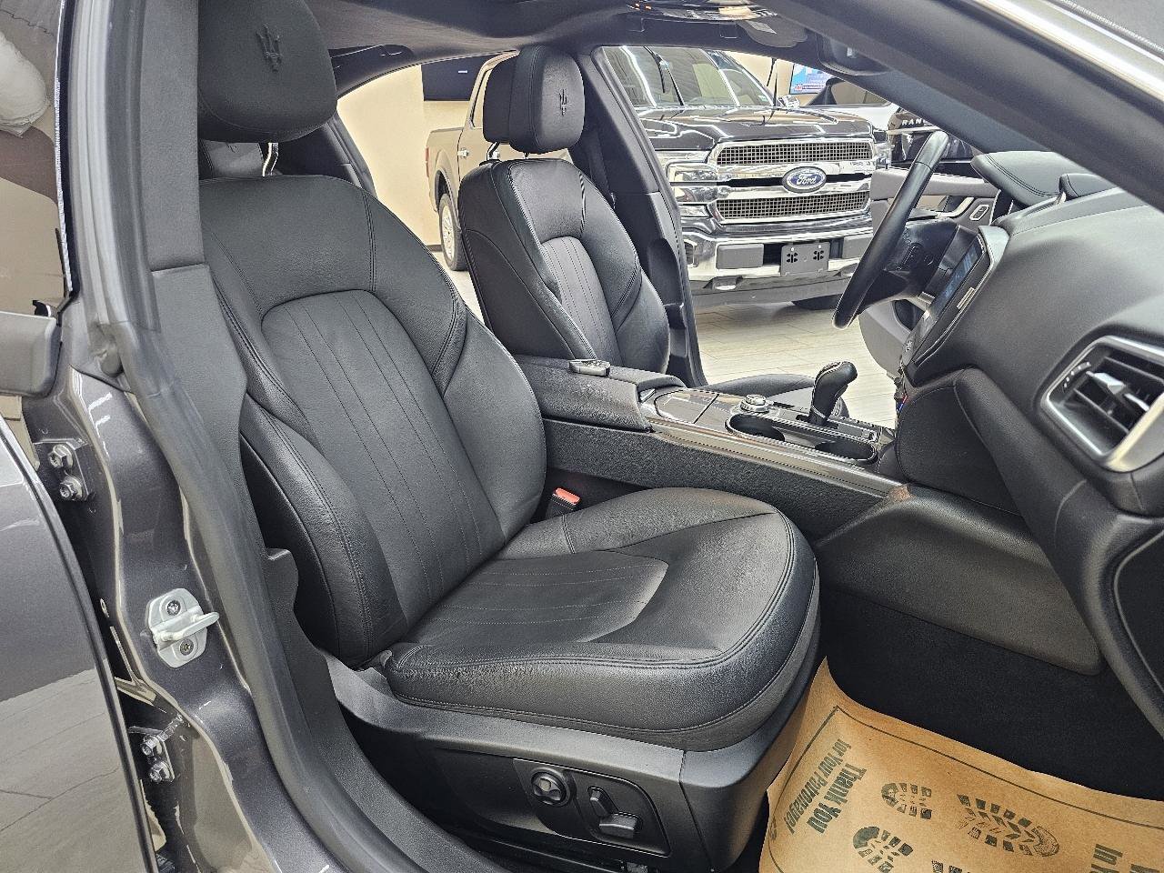 Used 2018 Maserati Ghibli RWD image 18