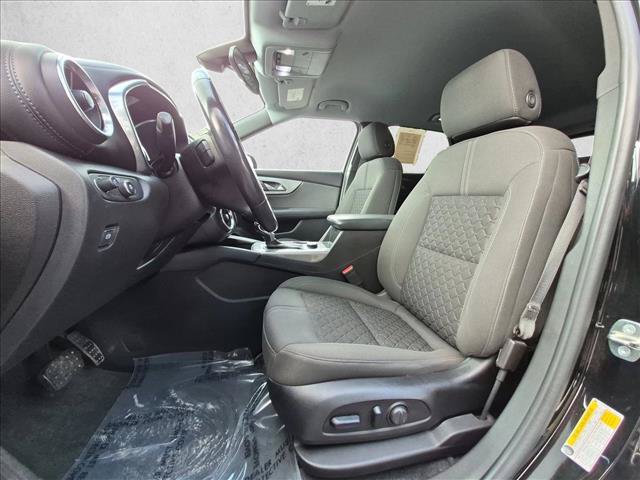 Used 2020 Chevrolet Blazer LT FWD image 12