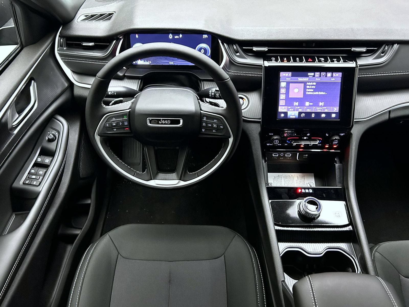New 2026 Jeep Grand Cherokee L 4WD image 14