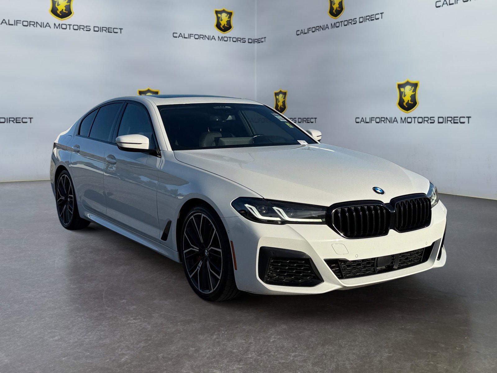 Used 2023 BMW 540i w/ M Sport Package image 7