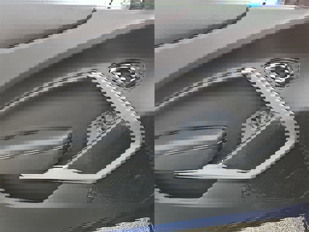 Used 2019 Chevrolet Camaro SS image 11