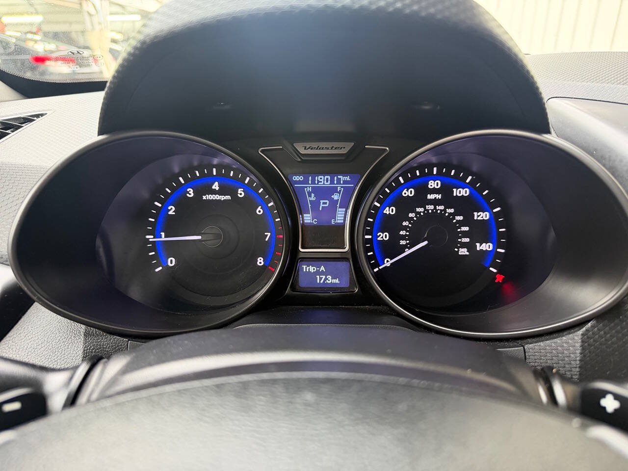 Used 2015 Hyundai Veloster Turbo w/ Option Group 04 FWD image 25