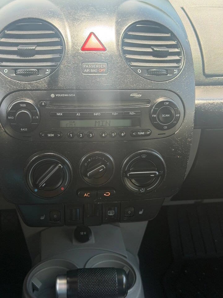 Used 2005 Volkswagen Beetle GLS FWD image 14