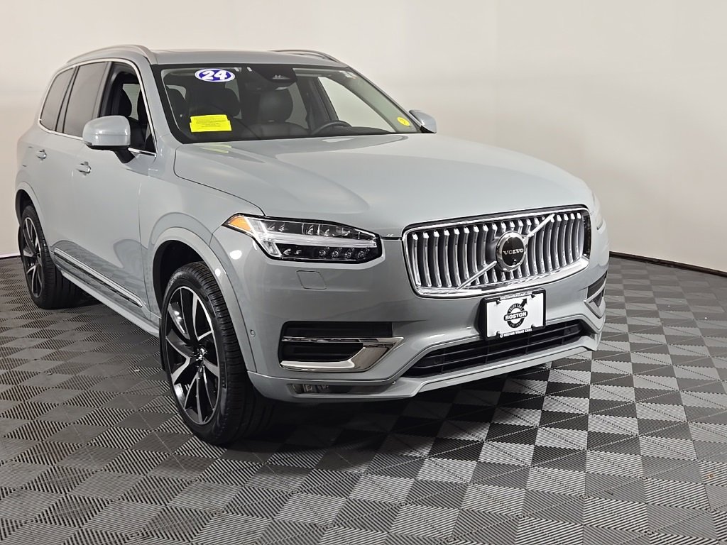 Certified 2024 Volvo XC90 B6 Plus w/ Protection Package image 2