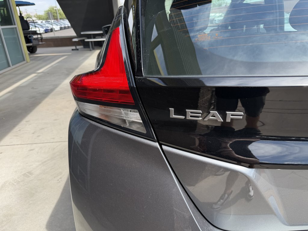 Used 2025 Nissan Leaf S FWD image 14