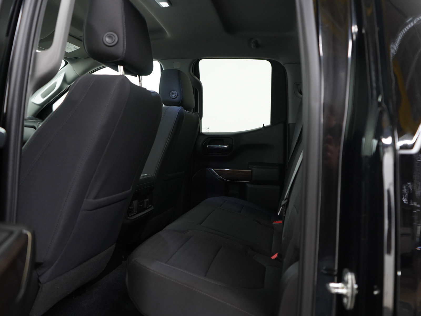 Used 2020 Chevrolet Silverado 1500 RST AWD/4WD image 17