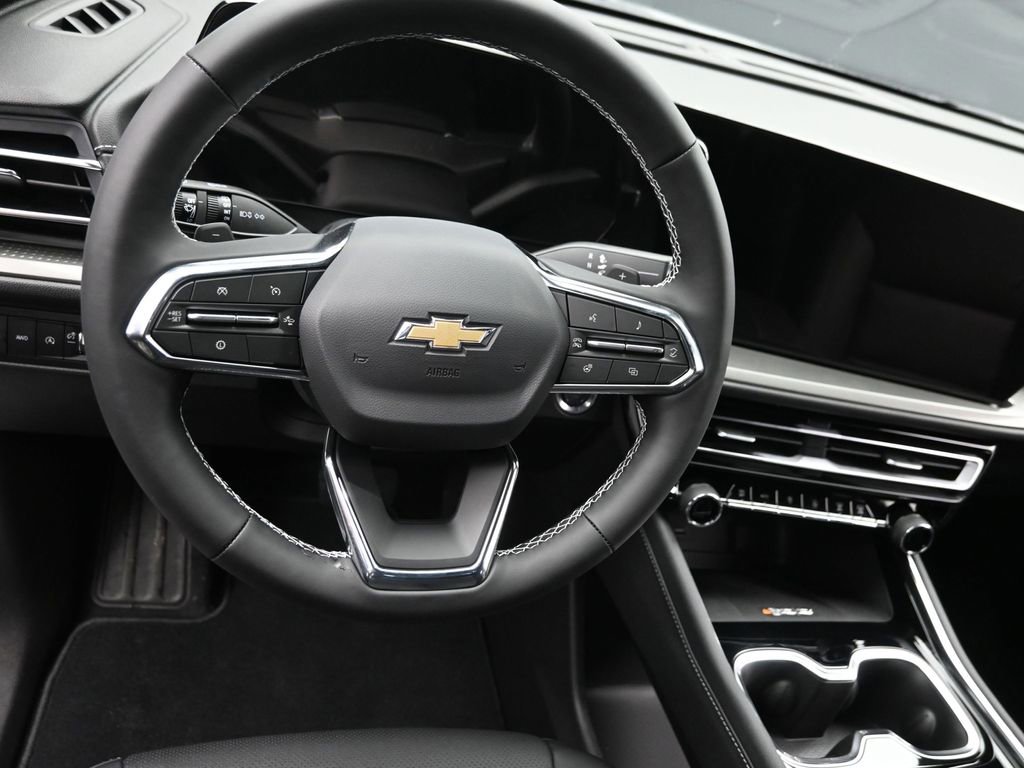 New 2026 Chevrolet Traverse LT image 12