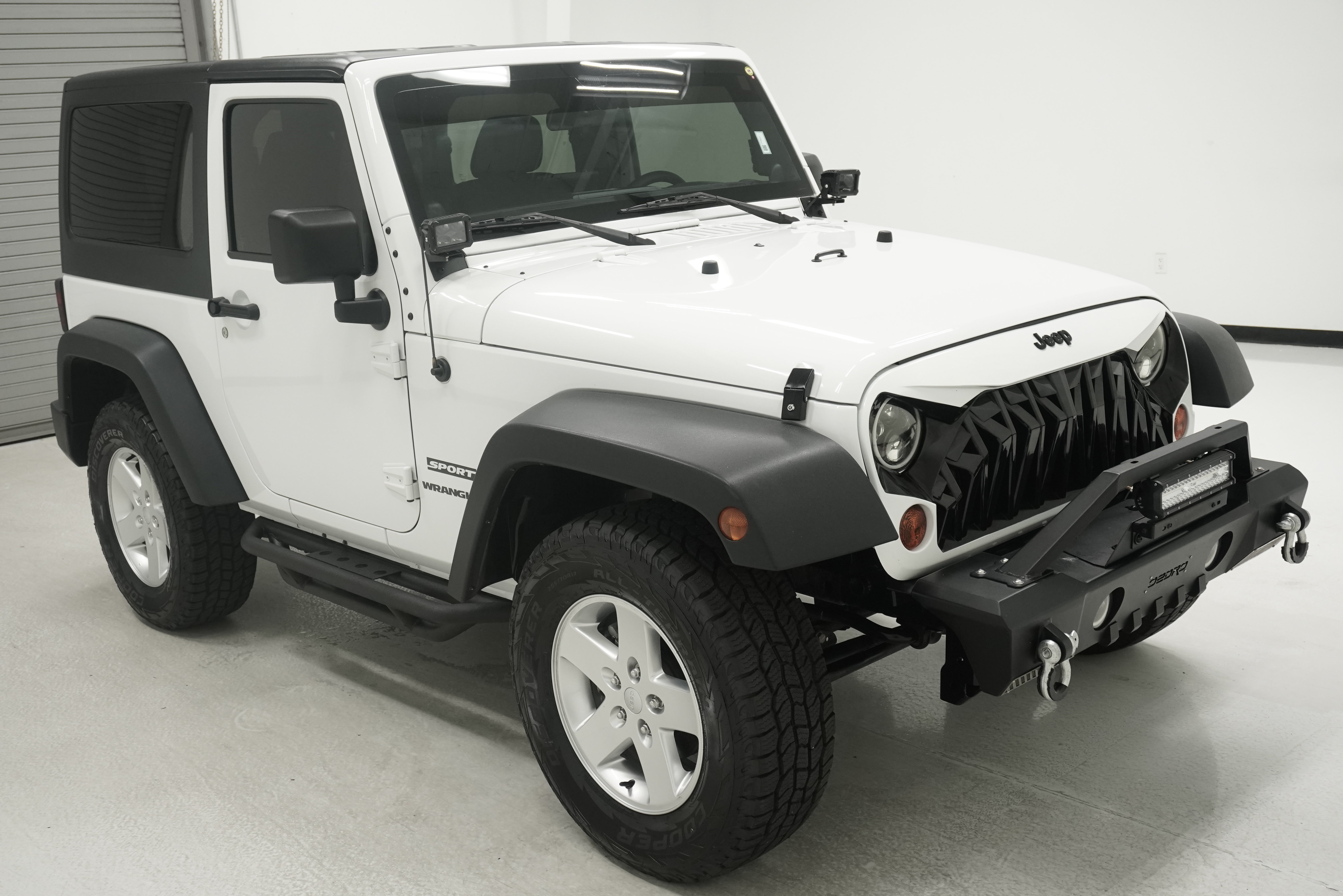 Used 2012 Jeep Wrangler Sport AWD/4WD image 3