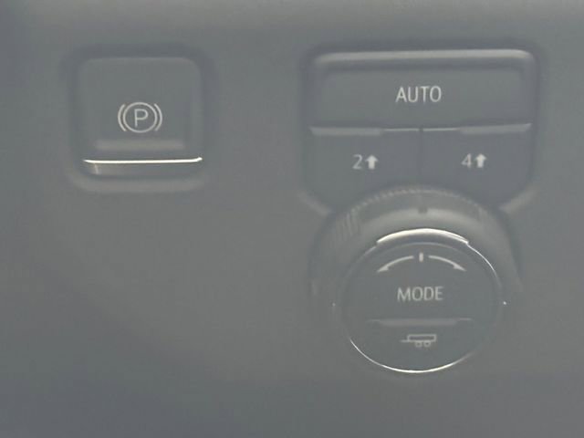 Used 2024 Chevrolet Silverado 1500 RST w/ Convenience Package II AWD/4WD image 32