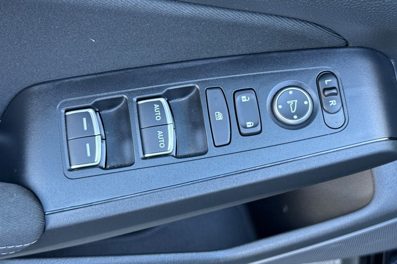 Certified 2025 Honda Civic Sport image 13