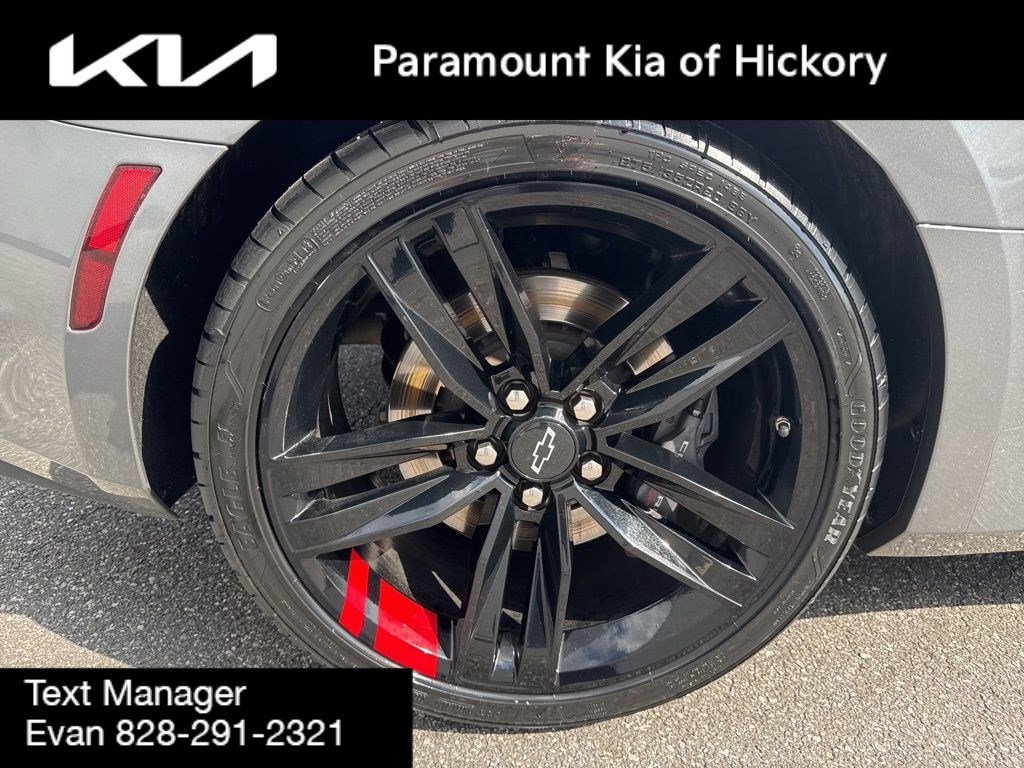 Used 2022 Chevrolet Camaro SS w/ Redline Edition image 12