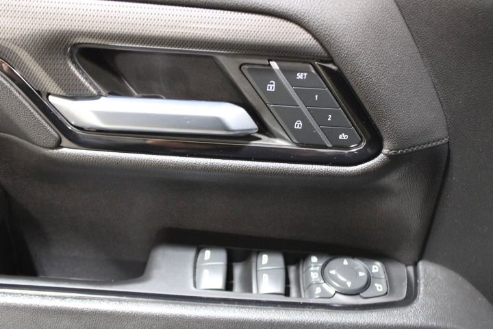 Used 2024 GMC Sierra 2500 AT4 w/ AT4 Premium Plus Package image 18