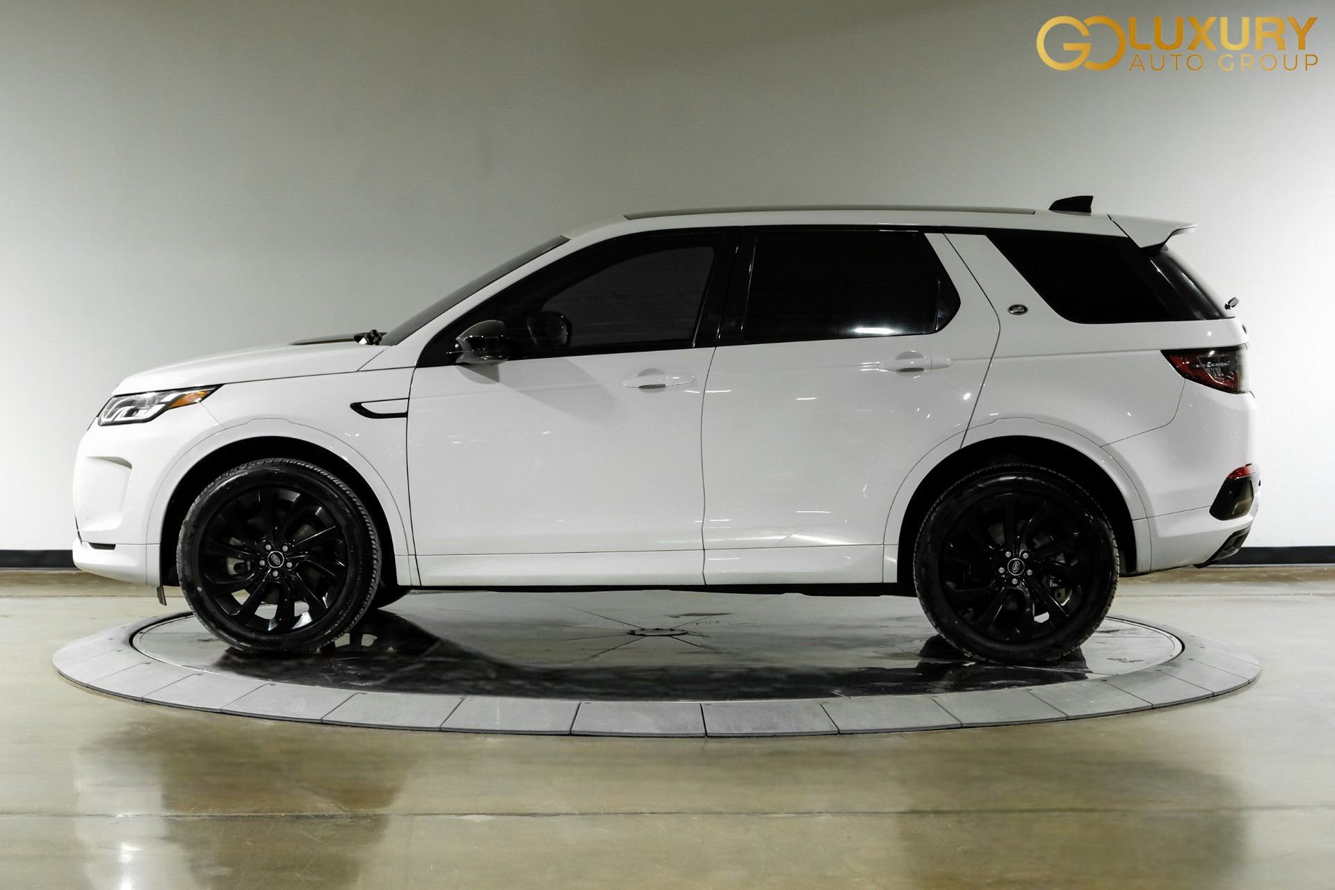 Used 2023 Land Rover Discovery Sport S R-Dynamic image 13