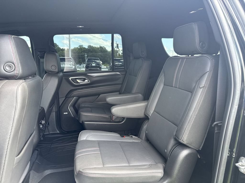 Used 2024 Chevrolet Suburban RST w/ Luxury Package AWD/4WD image 21