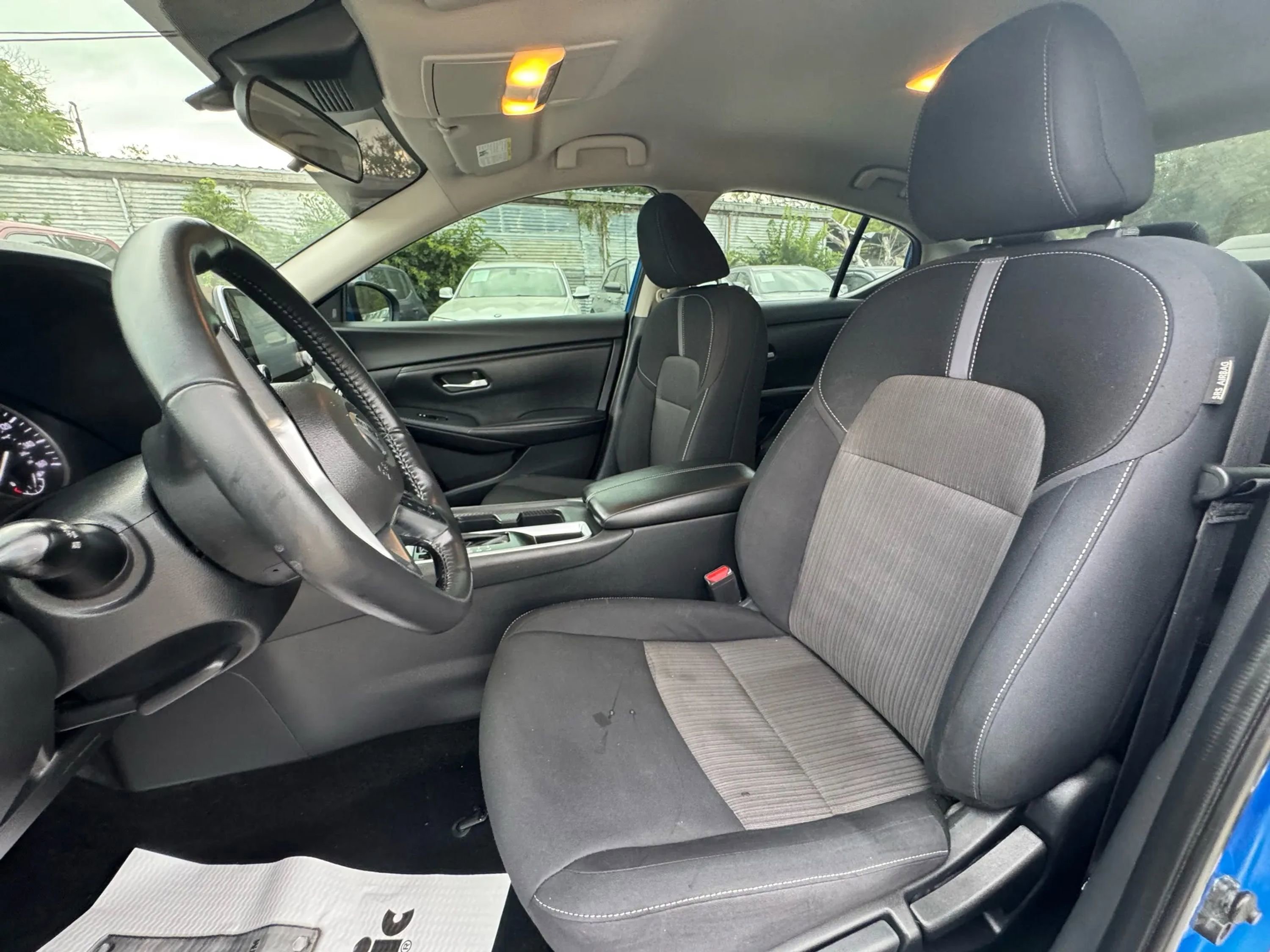 Used 2021 Nissan Sentra SV image 17