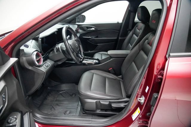Used 2024 Chevrolet Trax RS w/ Driver Confidence Package FWD image 24