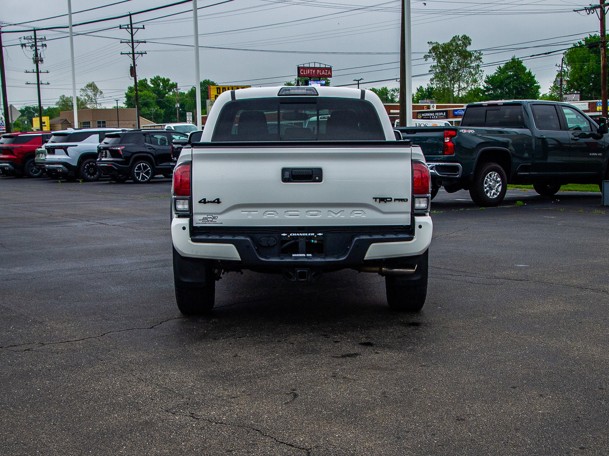 Used 2017 Toyota Tacoma TRD Pro AWD/4WD image 6