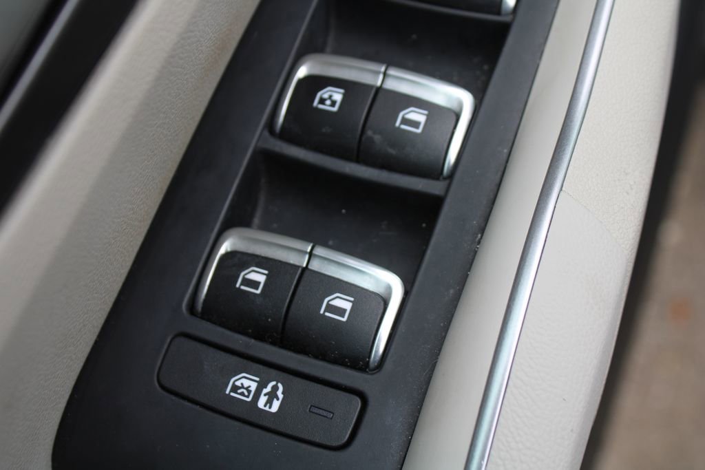 Certified 2025 Kia Sorento S w/ Panoramic Sunroof Package image 20