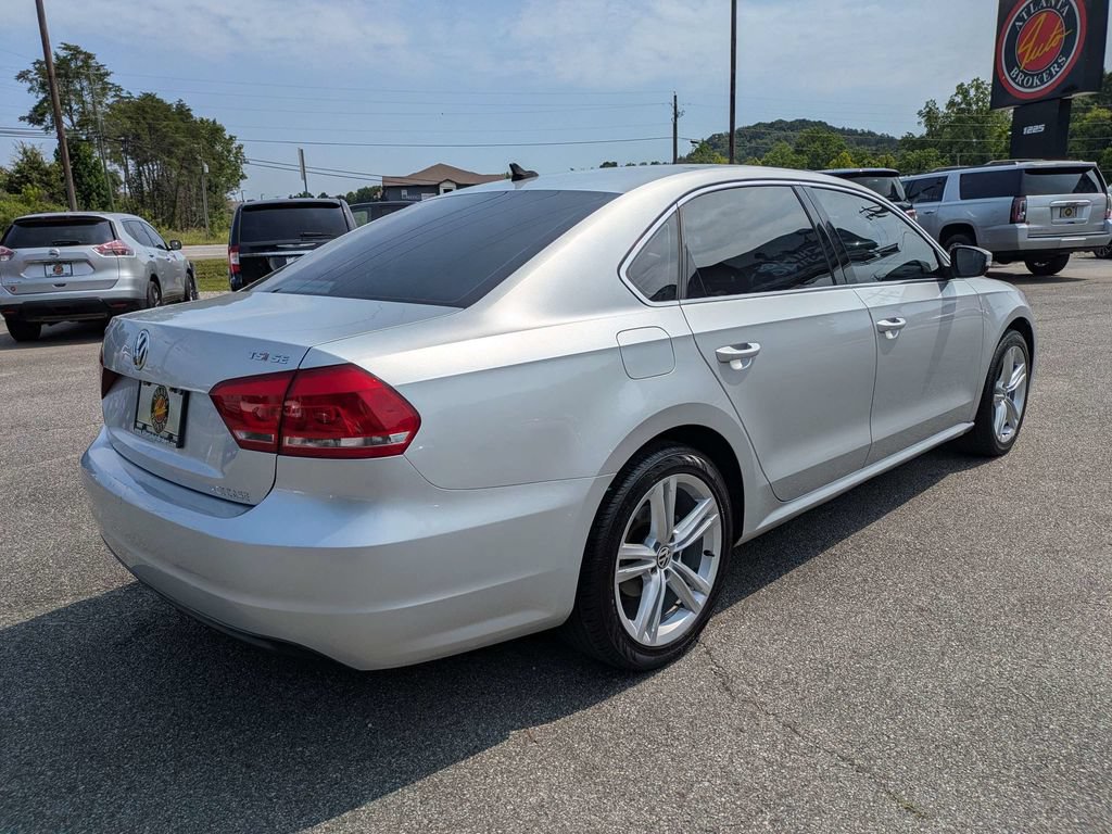 Used 2014 Volkswagen Passat 1.8T SE FWD image 4