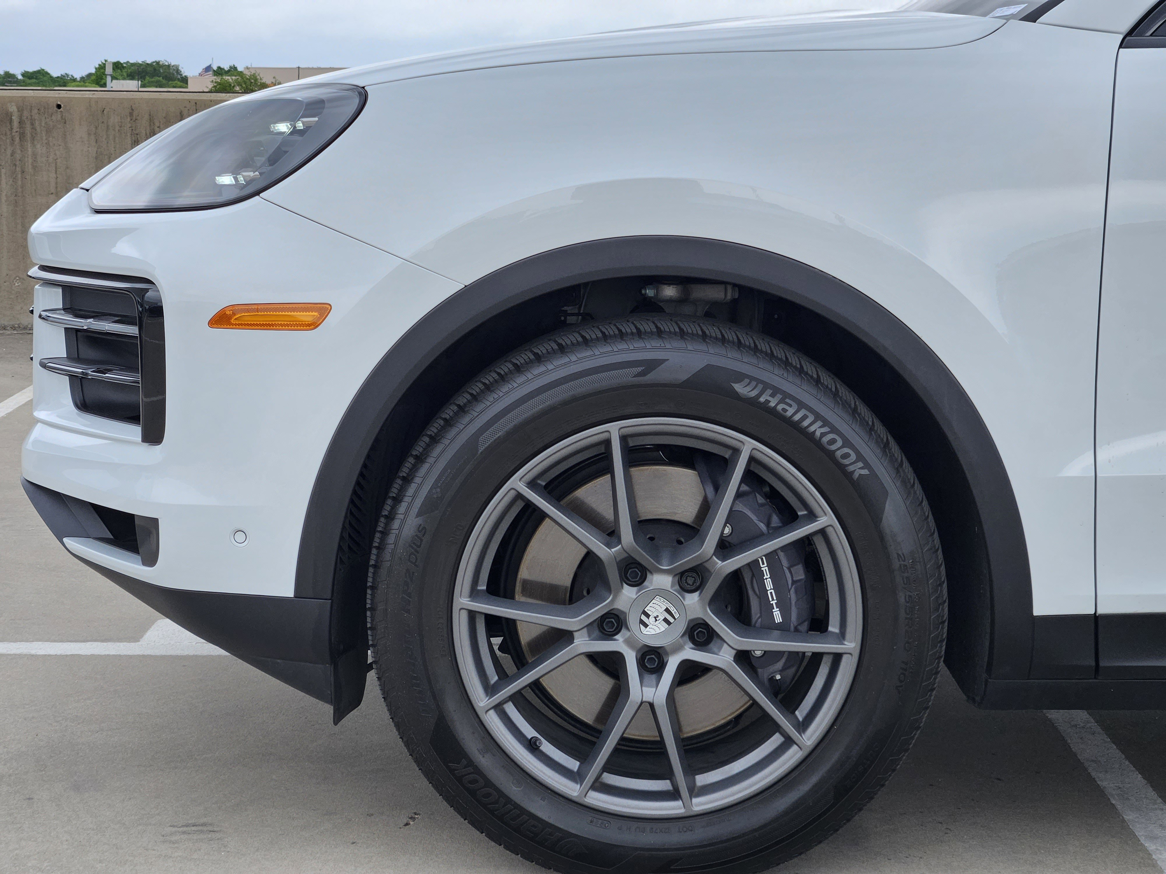 Certified 2026 Porsche Cayenne Coupe image 13