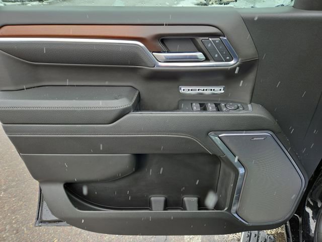 Used 2024 GMC Sierra 1500 Denali w/ Denali Reserve Package image 15