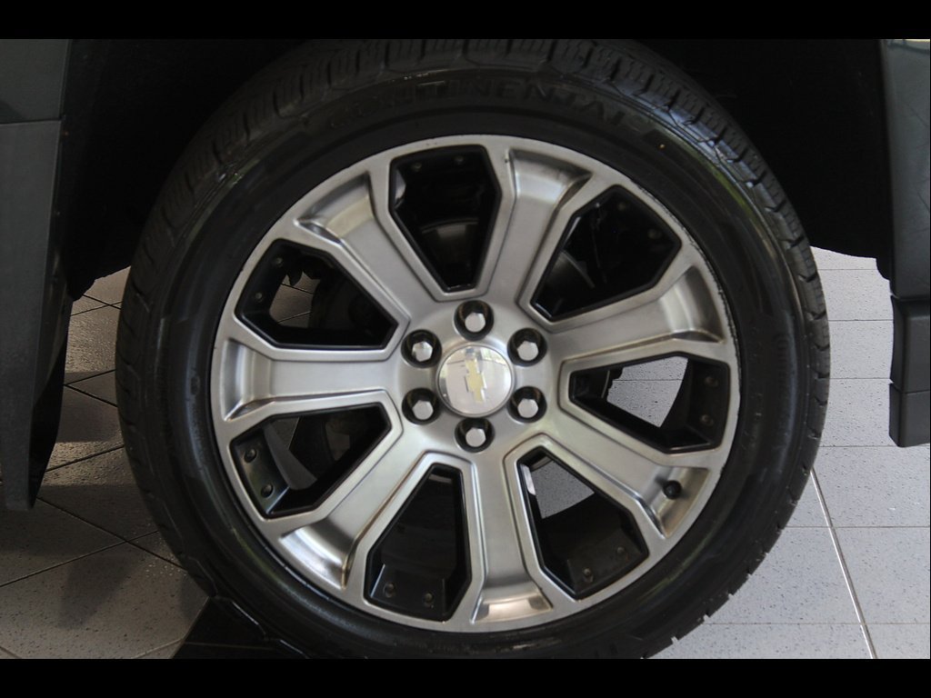 Used 2017 Chevrolet Silverado 1500 LTZ Z71 w/ LTZ Plus Package AWD/4WD image 10