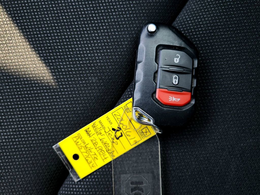 Used 2023 Jeep Wrangler Willys image 28