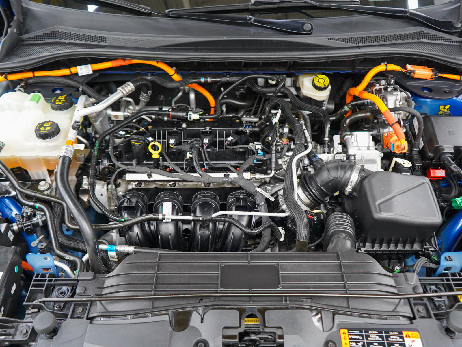 Used 2023 Ford Escape SE w/ PHEV Premium Package FWD image 30