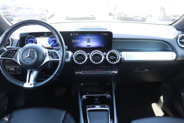 Used 2024 Mercedes-Benz EQB 250+ image 12