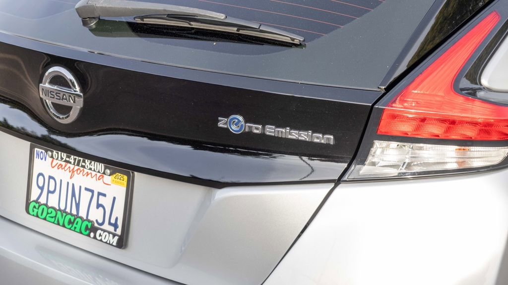 Used 2021 Nissan Leaf S w/ S Charge Package image 12