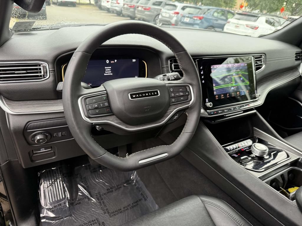 Certified 2024 Jeep Wagoneer L Series II w/ Flexible Seating Group AWD/4WD image 2