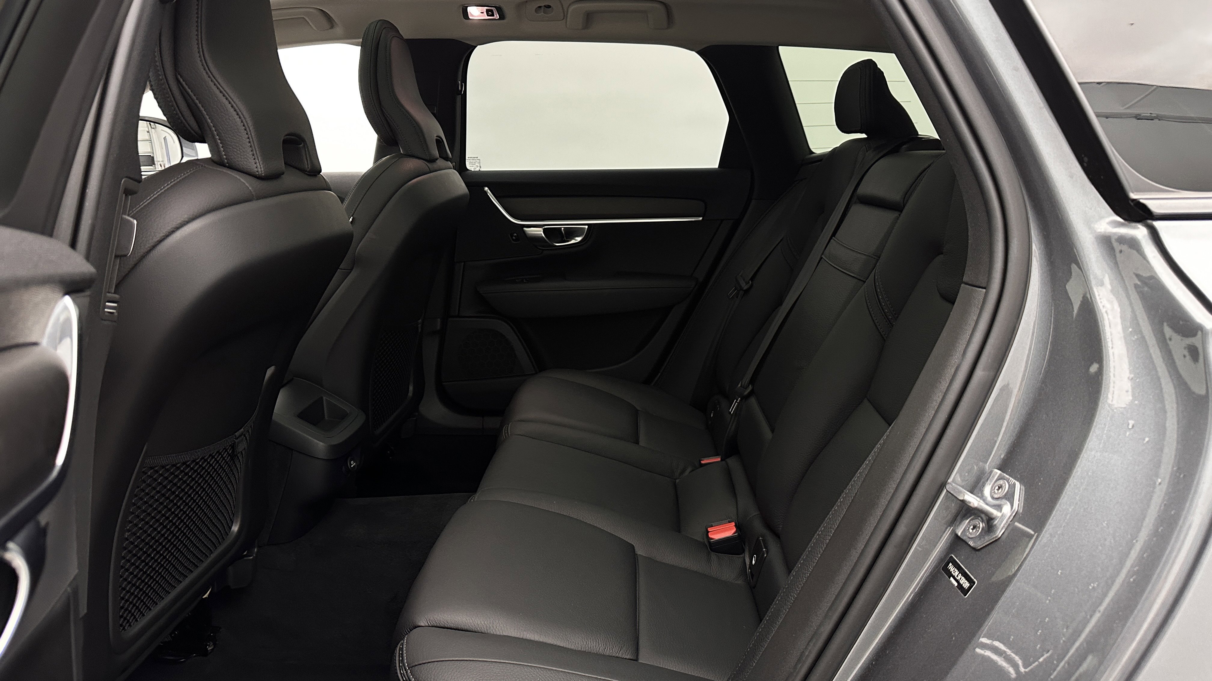 Used 2019 Volvo V90 T6 Cross Country w/ Advanced Package AWD/4WD image 24