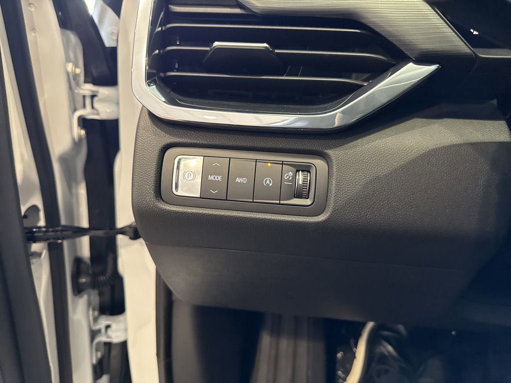 New 2025 GMC Acadia Elevation w/ Elevation Premium Package AWD/4WD image 34
