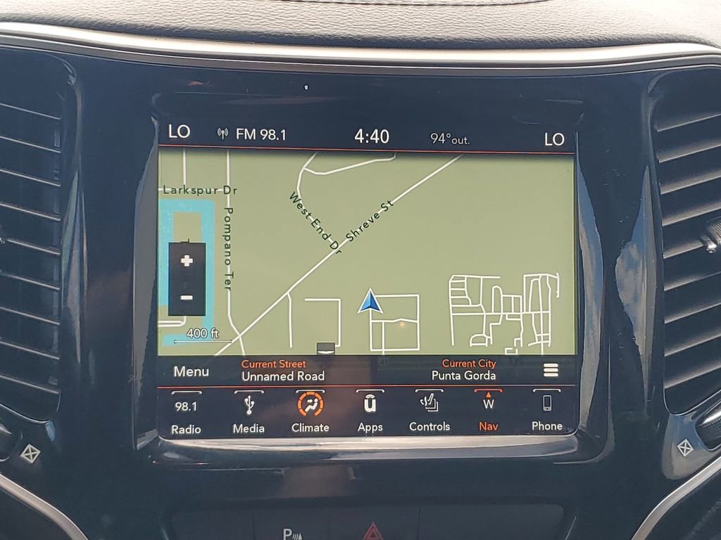 Used 2019 Jeep Cherokee Limited image 18