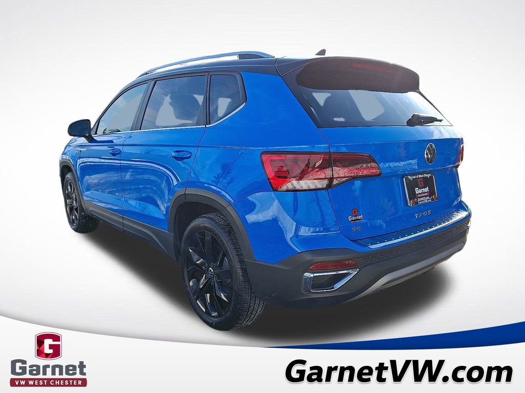 Certified 2023 Volkswagen Taos SE w/ Panoramic Sunroof Package image 4