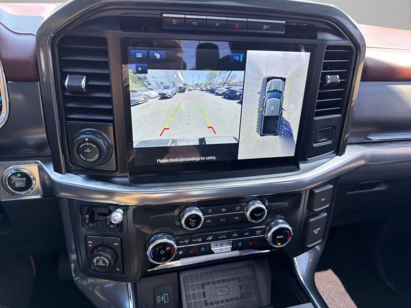 Used 2022 Ford F150 Lariat w/ Equipment Group 502A High AWD/4WD image 17