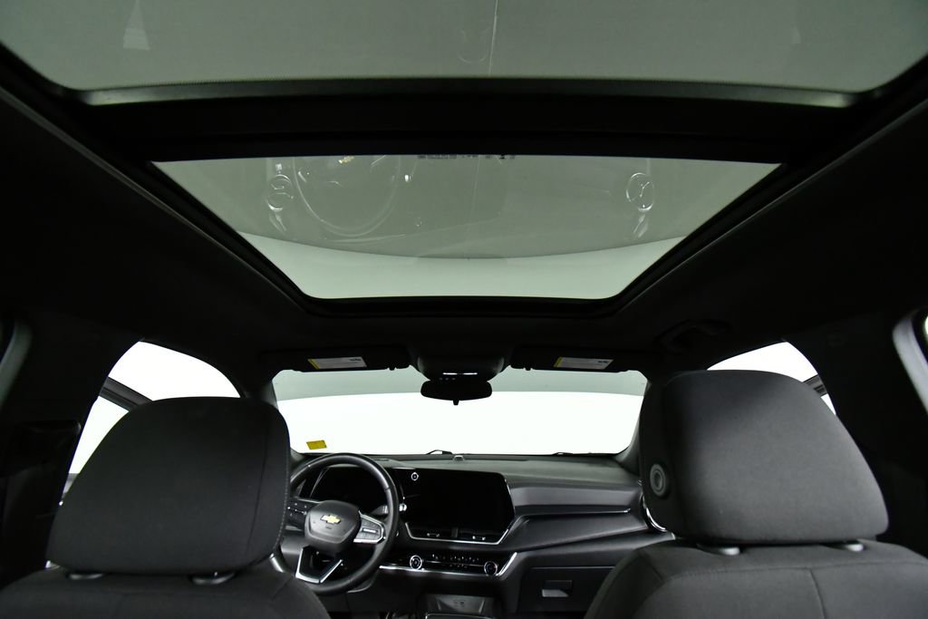 Used 2025 Chevrolet Equinox LT image 25