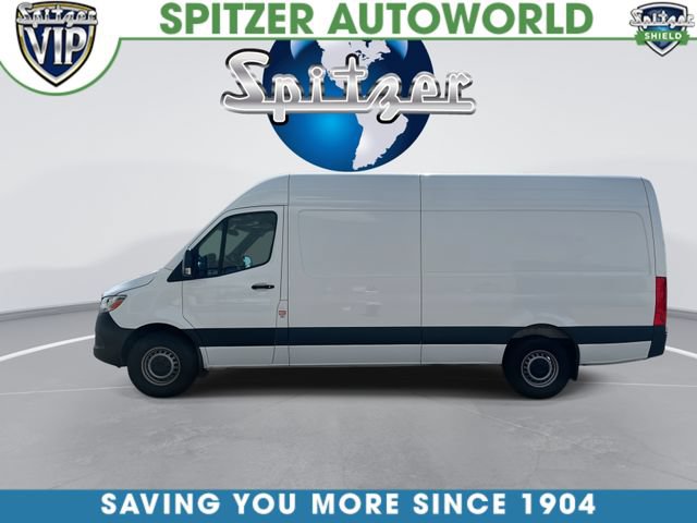 Used 2025 Mercedes-Benz Sprinter 2500 image 6