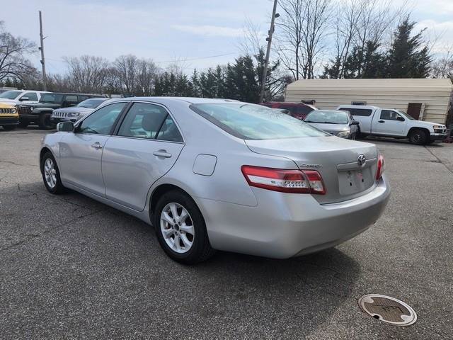Used 2011 Toyota Camry LE w/ LE Extra-Value Pkg FWD image 5