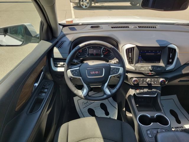 Used 2021 GMC Terrain SLE w/ Driver Convenience Package FWD image 13
