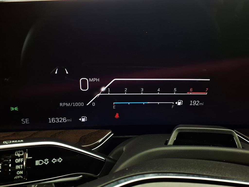 Used 2025 Cadillac Escalade ESV Sport Platinum image 19